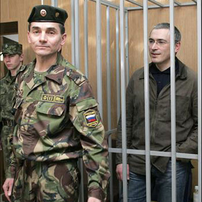 Nella storia Khodorkovsky-Putin non esistono vittime. Ecco come l'oligarca ha fatto...