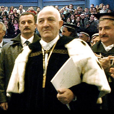 Elezioni 2011. A Napoli sarà decisivo il terzo polo. E a Milano?