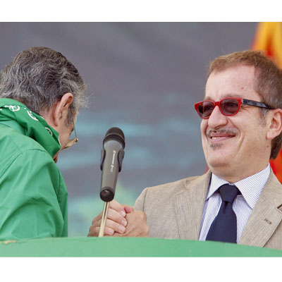 Il cerchio magico si è rotto! Via Bossi e dentro Maroni?