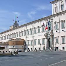 La corsa al Quirinale. Chi sale e chi scende