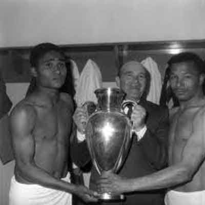 Se il Benfica ha la maledizione di Bela Guttmann, chi è che gufa contro la Juventus?