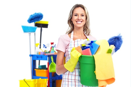 Pulizie domestiche: come pulire casa bene e veloce