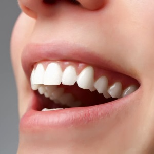 Inadeguata igiene orale: i costi e i danni delle malattie dei denti