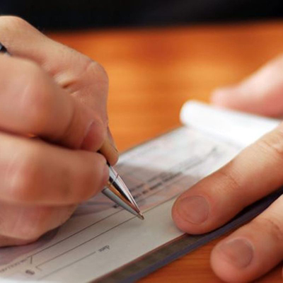Onorari avvocato: senza un accordo fanno fede i parametri forensi