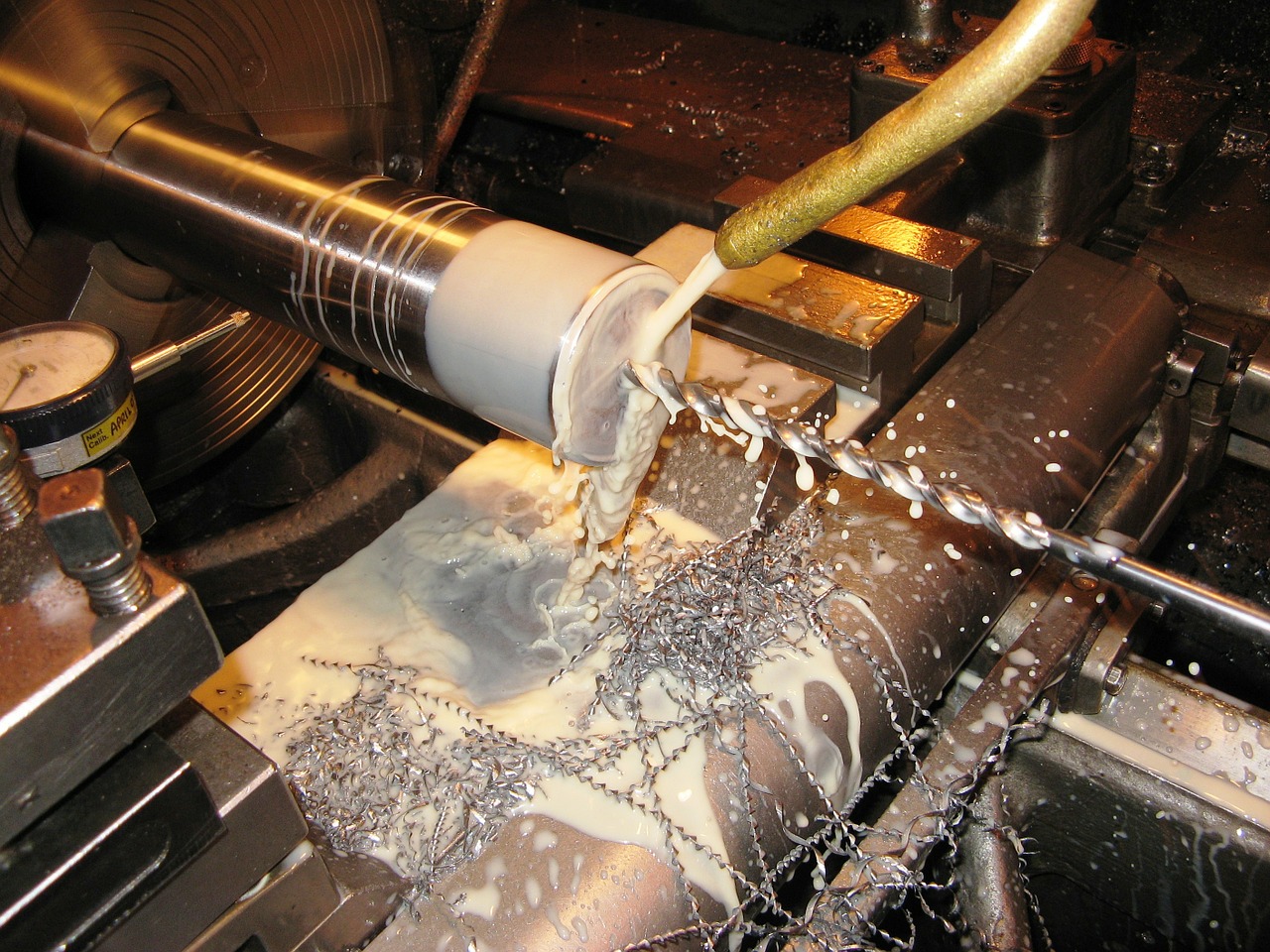 Prodotti con tornitura automatica CNC della SCEP
