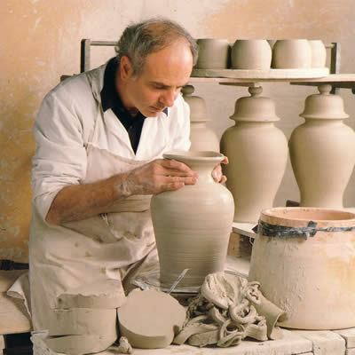 Dalla crisi ci salverà un uomo nuovo: l'uomo-artigiano